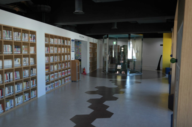 포맷변환_행복한문학서재 (1).jpg